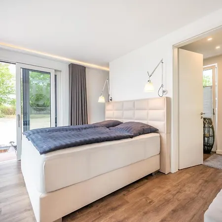 بوتيل 200 Qm Schwimmendes Penthouse Vieregge